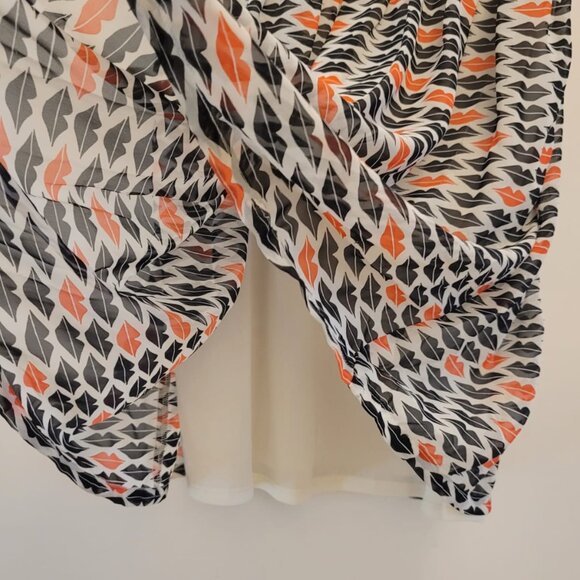 Fervour / Mini / Kisses Pattern / A-Line / Princess / Size M - Picture 6 of 8